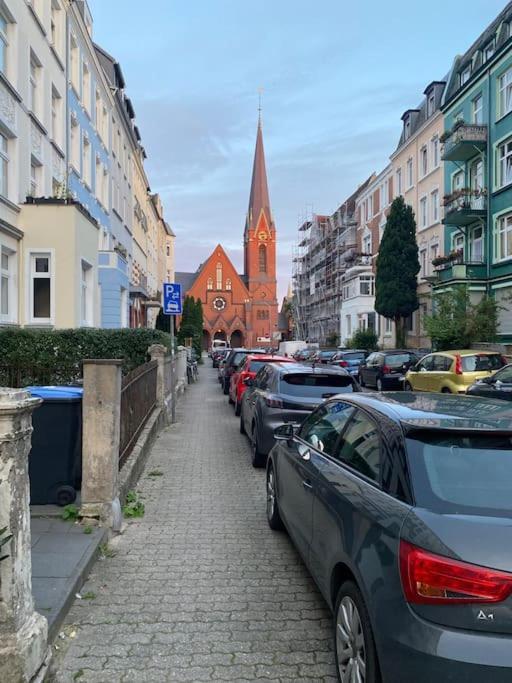Doppelzimmer Mit Terrasse In Privatem Zuhause ลูเบค ภายนอก รูปภาพ