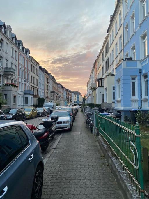 Doppelzimmer Mit Terrasse In Privatem Zuhause ลูเบค ภายนอก รูปภาพ