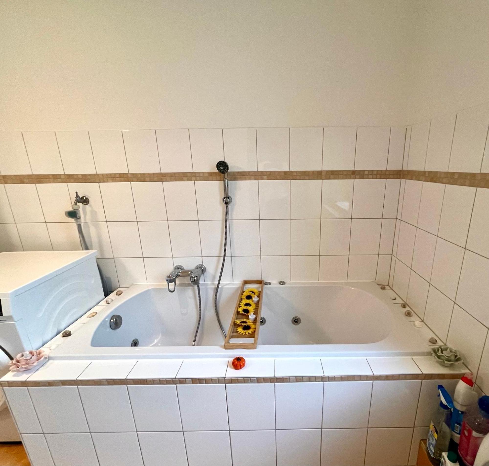 Doppelzimmer Mit Terrasse In Privatem Zuhause ลูเบค ภายนอก รูปภาพ